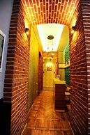 Renaissance Boutique Hotel