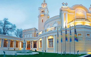 Renaissance Boutique Hotel