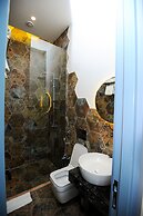 Renaissance Boutique Hotel