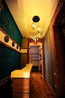 Renaissance Boutique Hotel