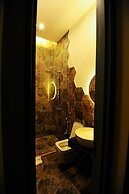 Renaissance Boutique Hotel