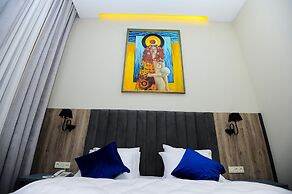 Renaissance Boutique Hotel