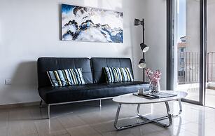 Luxurious Unique Apartment