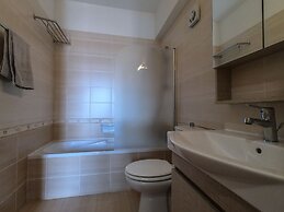 Luxurious Unique Apartment