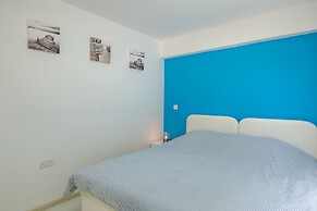 Gabinos - 1BR - Square Center