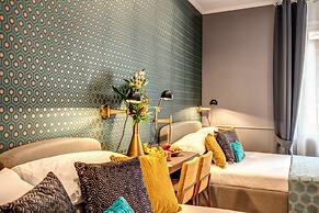 Tree Charme Parliament Boutique Hotel