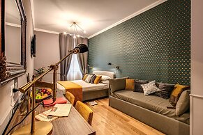 Tree Charme Parliament Boutique Hotel