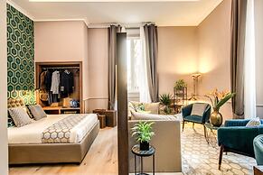 Tree Charme Parliament Boutique Hotel