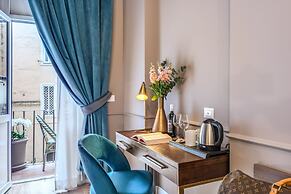 Tree Charme Parliament Boutique Hotel