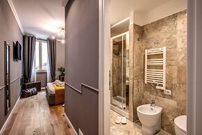 Tree Charme Parliament Boutique Hotel