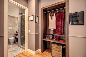 Tree Charme Parliament Boutique Hotel