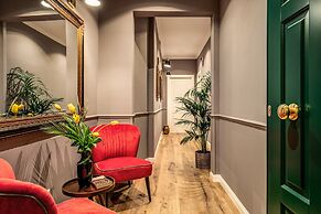 Tree Charme Parliament Boutique Hotel