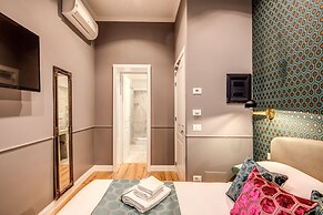 Tree Charme Parliament Boutique Hotel