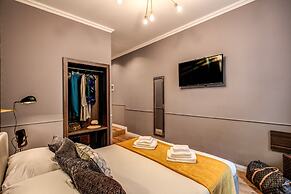 Tree Charme Parliament Boutique Hotel