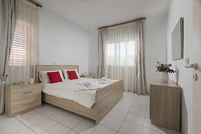 Resitour - Limnaria Gardens