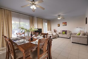 Resitour - Limnaria Gardens