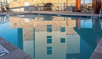 My Place Hotel - Phoenix West - Avondale AZ