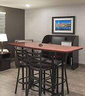 My Place Hotel - Phoenix West - Avondale AZ