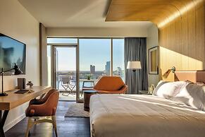 Canopy by Hilton Baltimore Harbor Point