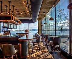 Canopy by Hilton Baltimore Harbor Point