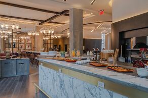 Canopy by Hilton Jersey City Arts District