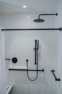 Canopy by Hilton Jersey City Arts District