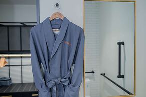 Canopy by Hilton Jersey City Arts District