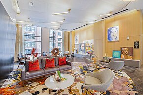 Canopy by Hilton Jersey City Arts District