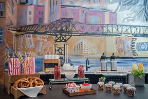 Canopy by Hilton Jersey City Arts District