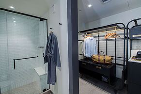 Canopy by Hilton Jersey City Arts District