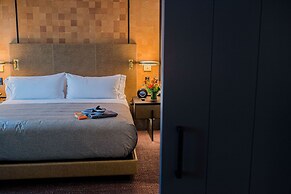 Canopy by Hilton Jersey City Arts District