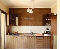 Double View Apartments