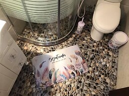 Double View Apartments