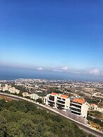 Double View Apartments