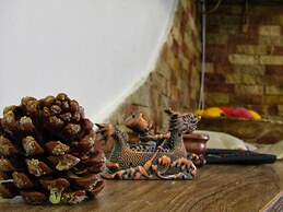 Double View Apartments