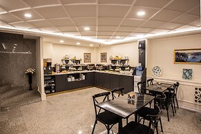 Royal Bosphorus Hotel