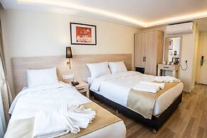 Royal Bosphorus Hotel