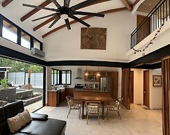 My Way Langosta Beach House