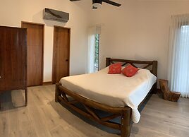 My Way Langosta Beach House