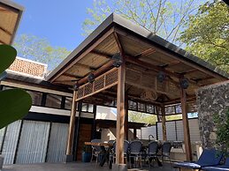 My Way Langosta Beach House