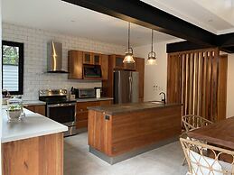 My Way Langosta Beach House