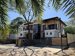 My Way Langosta Beach House