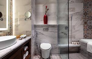 Peridot Grand Luxury Boutique Hotel