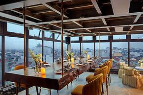 Peridot Grand Luxury Boutique Hotel