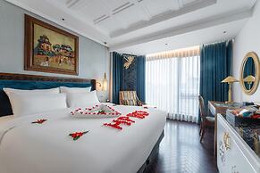 Peridot Grand Luxury Boutique Hotel