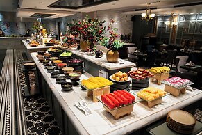 Peridot Grand Luxury Boutique Hotel