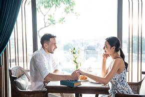 Peridot Grand Luxury Boutique Hotel