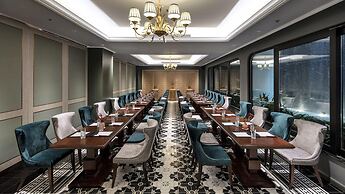 Peridot Grand Luxury Boutique Hotel