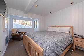 Chamonix #62 Bldg. D