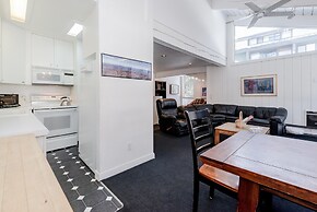 Chamonix #62 Bldg. D